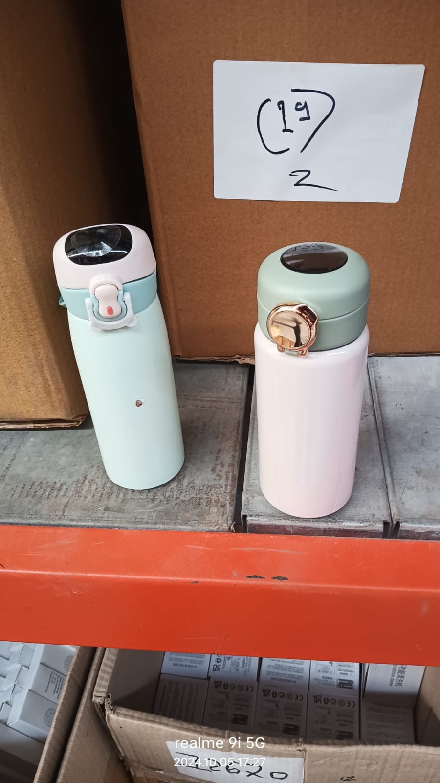 Smart Vacuum Insulated Water Bottle with LED Temperature Display (450 ML Approx / Mix Color & Design) - Springkart