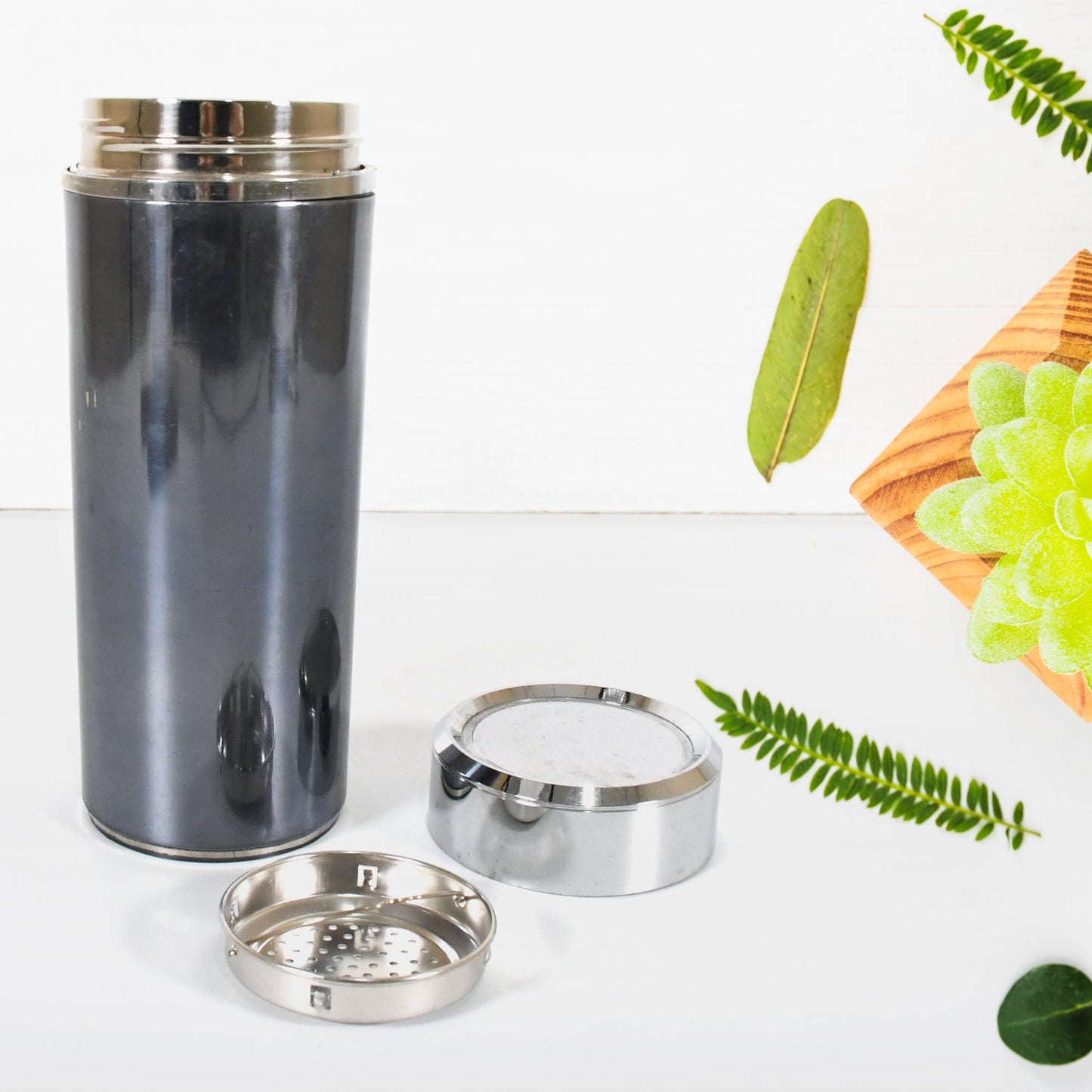 Stainless Steel Vacuum Flask Insulated Water Bottle For Sports & Travel , STAINLESS STEEL SPORTS WATER BOTTLES, BPA FREE AND LEAK PROOF CAP AND STEEL BOTTLE SILVER, STEEL FRIDGE BOTTLE FOR OFFICE / GYM / SCHOOL (350ML) - Springkart