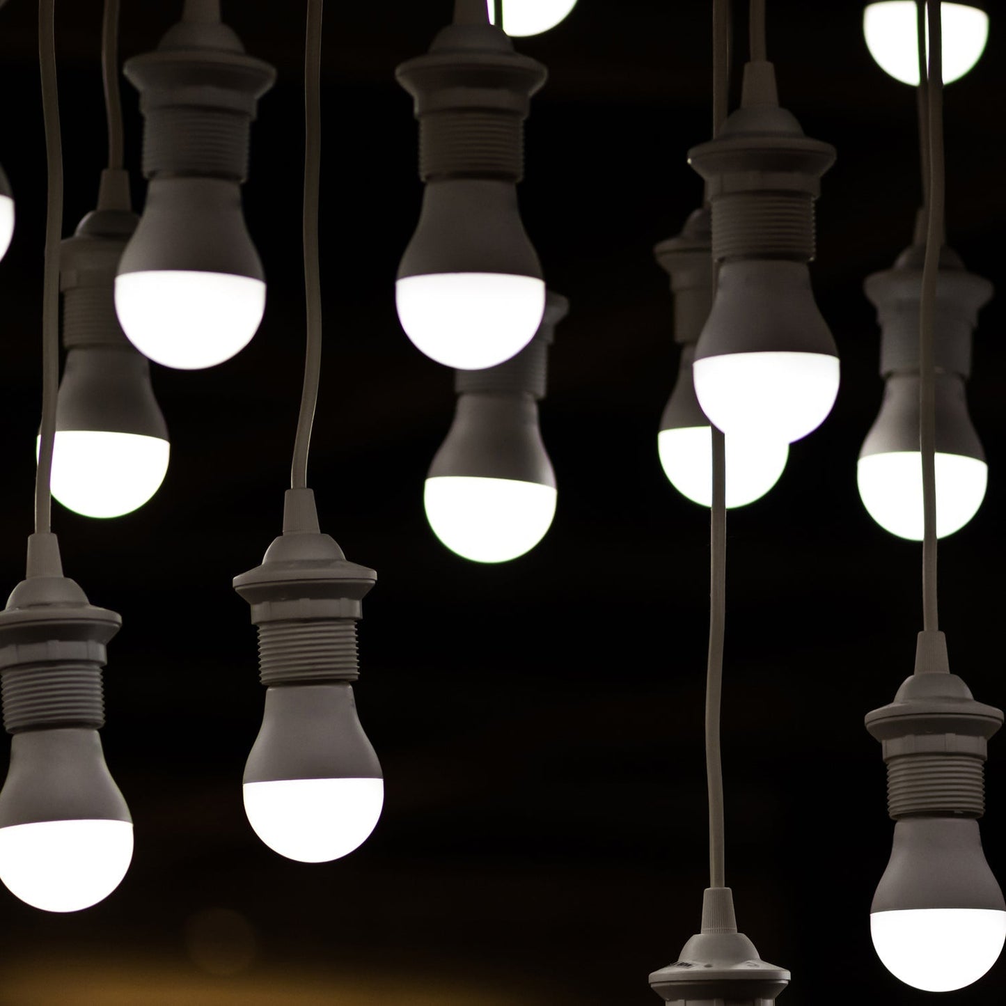 Emergency Led Bulb 7w Power Saving Bulb For Home & Multiuse Bulb ( 1 pc ) - Springkart