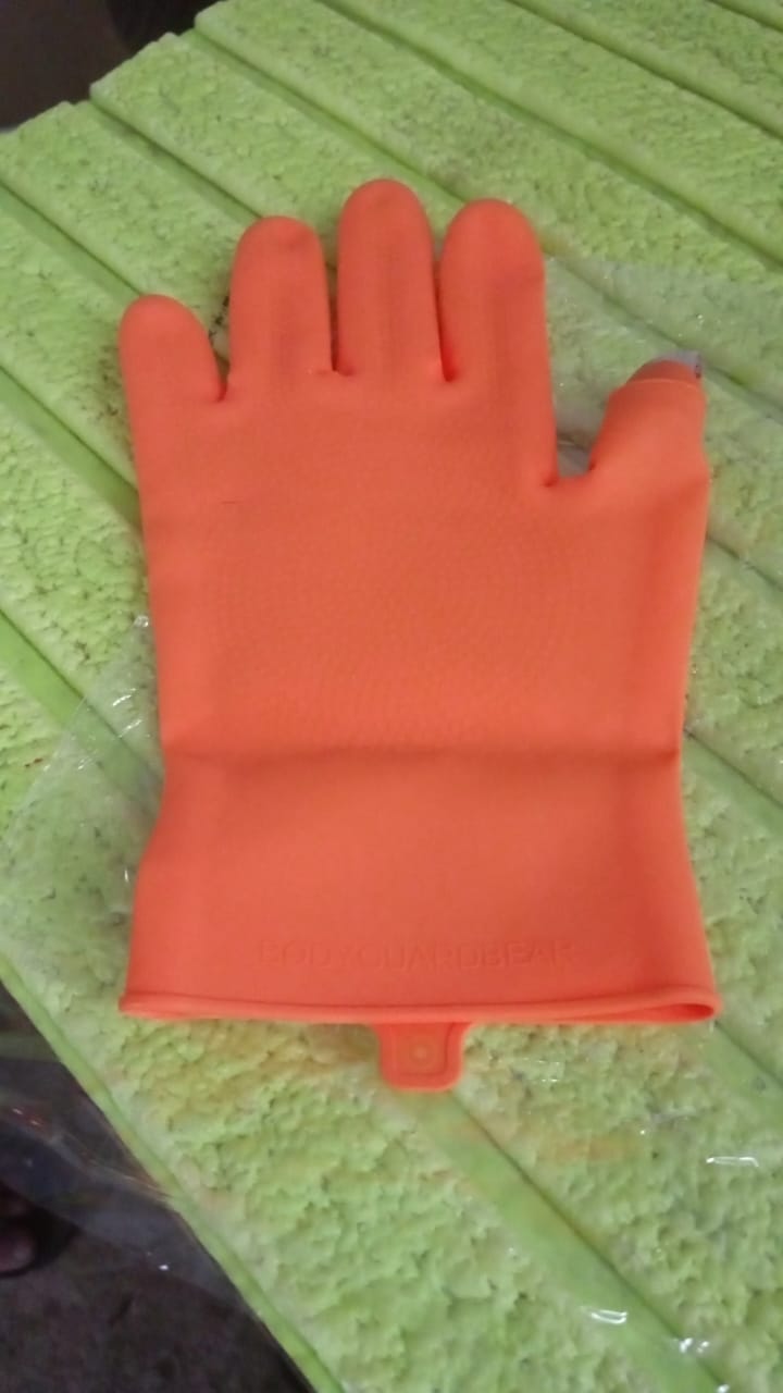 Right-Handed Silicone Thumb Cutter Gloves (1Pc) - Springkart