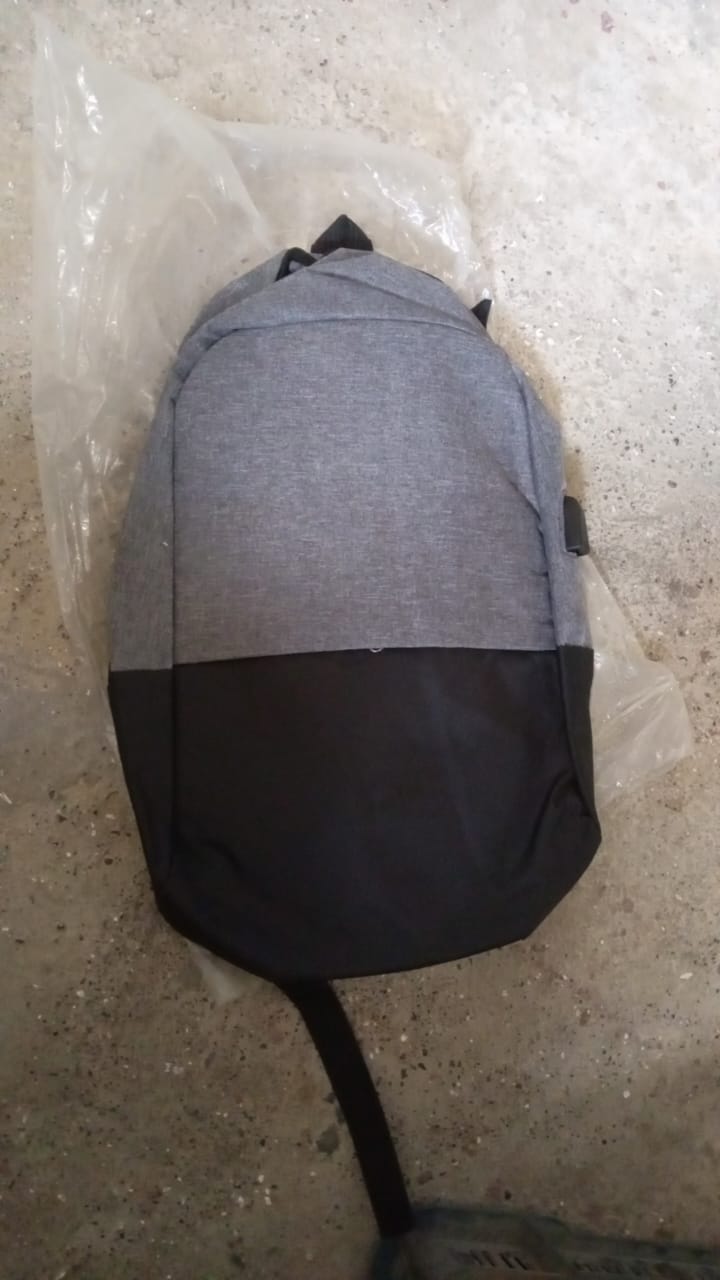 USB Point Laptop Bag Used Widely In All Kinds Of Official Purposes As A Laptop Holder And Cover And Make's The Laptop Safe And Secure (1 pc) - Springkart