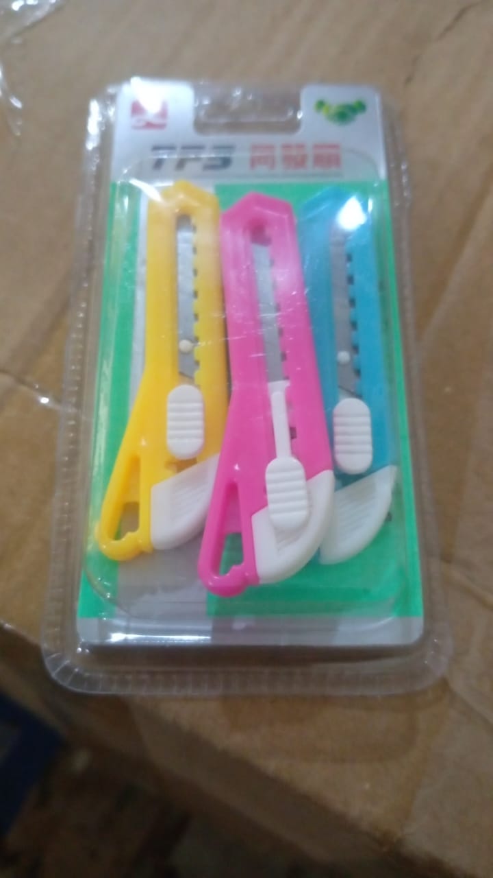 Multi-Use Small Iron Cutter, Utility Knife (4 Pcs Set) - Springkart