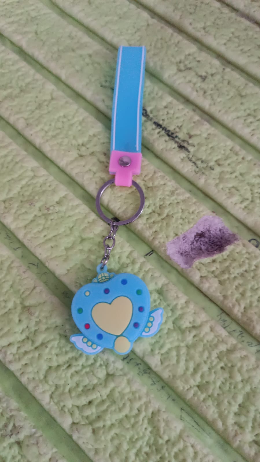 Cute Silicone 3D Key Chain with Metal Hook & Strap (Pack of 1) - Springkart