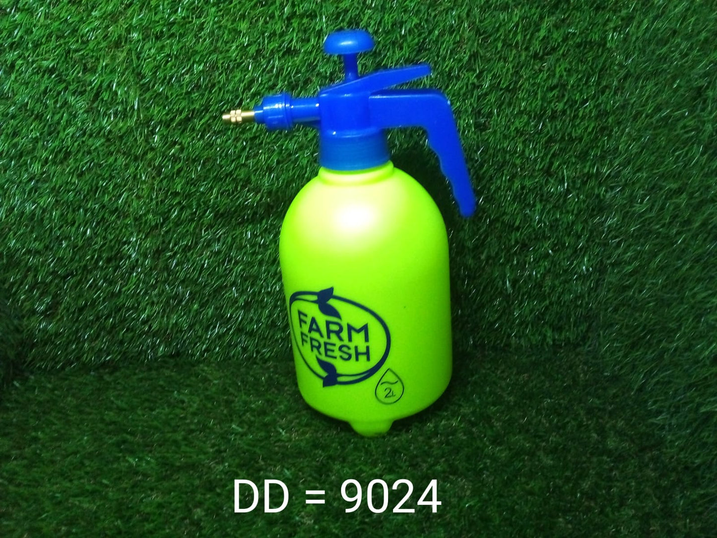 2 L FF Garden Sprayer used in all kinds of garden and park for sprinkling and showering purposes. - Springkart