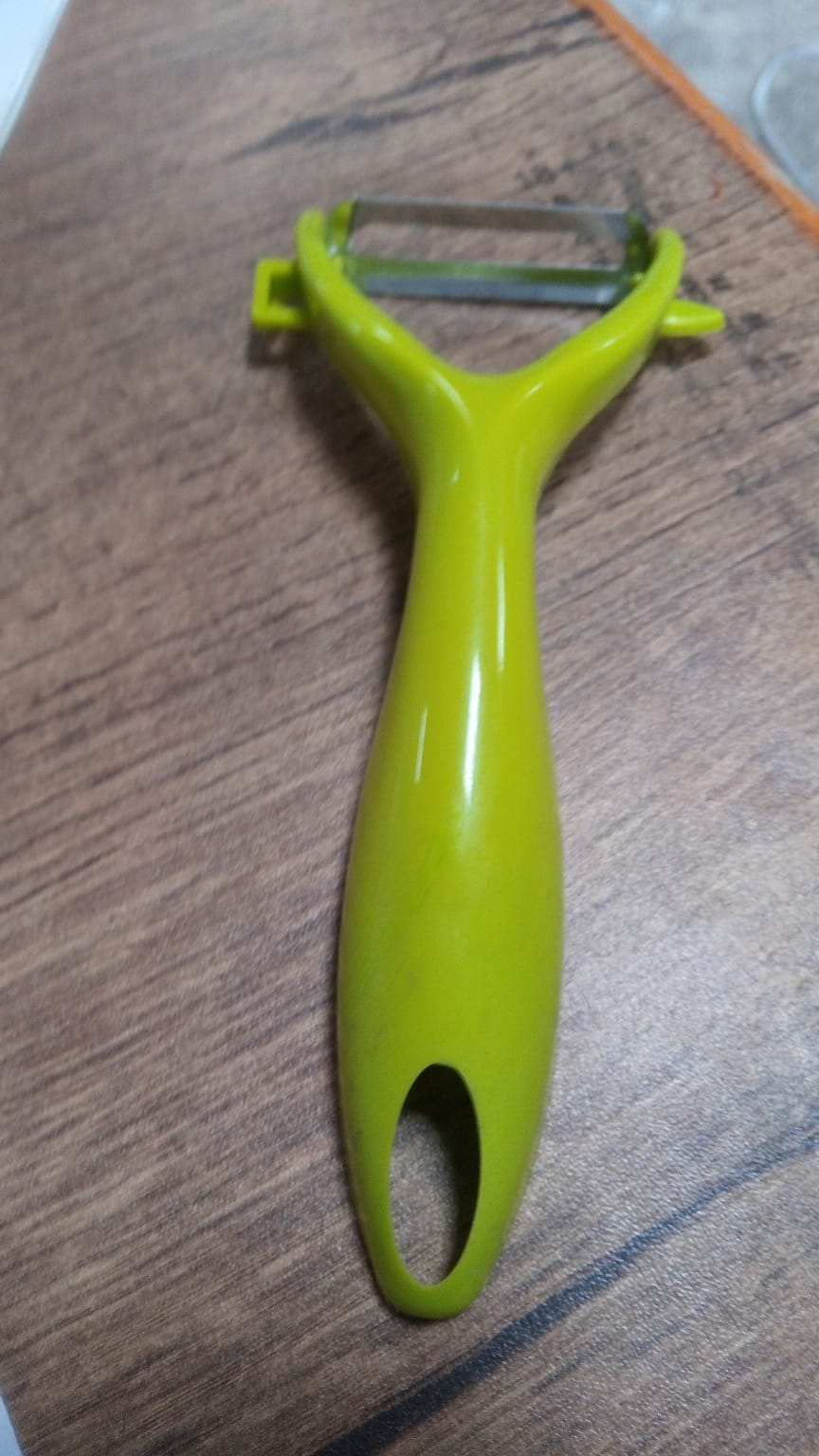 Kitchen Stainless Steel Vegetable and Fruit Peeler - Springkart