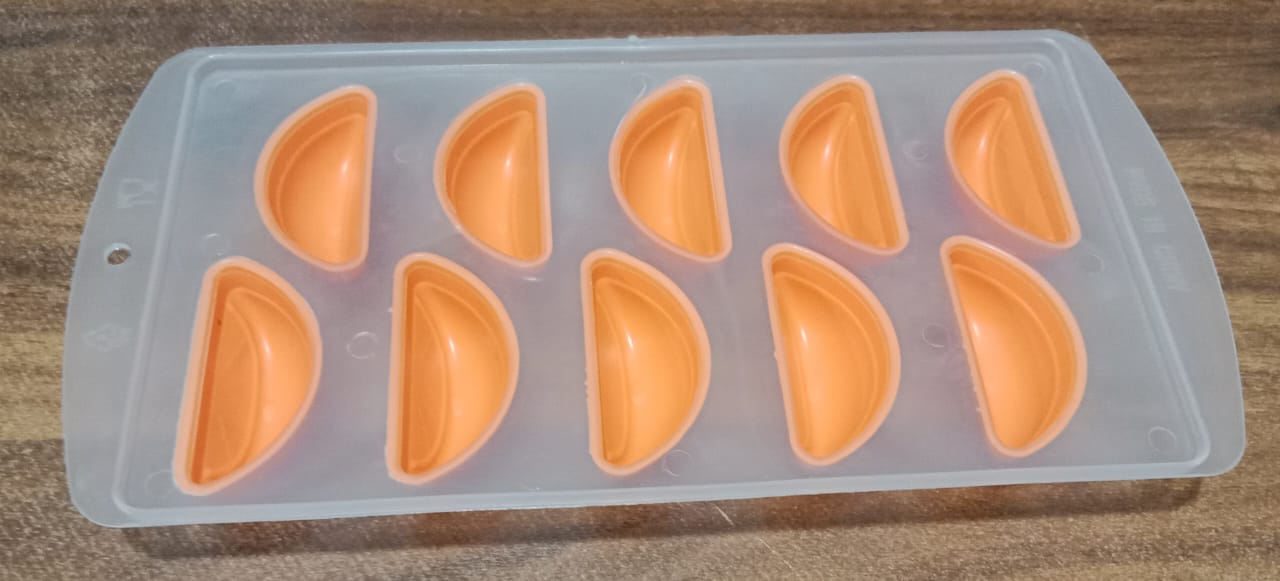 Silicone Mold Ice Cube Tray Creative Sweet Multi Type Ice Tray , Ice Cube Trays Multi Fruit Shape Ice Tray (1 Pc) - Springkart