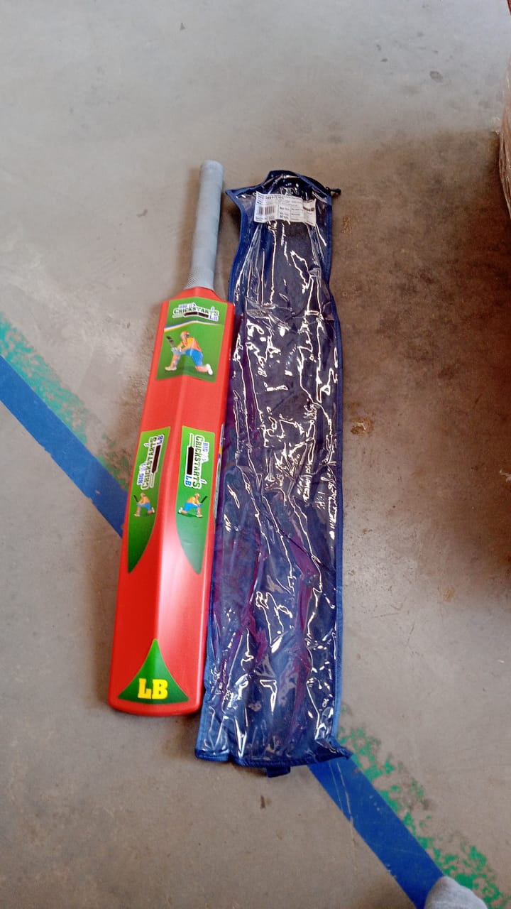 Plastic Cricket Bat For Kids (1 Pc) - Springkart