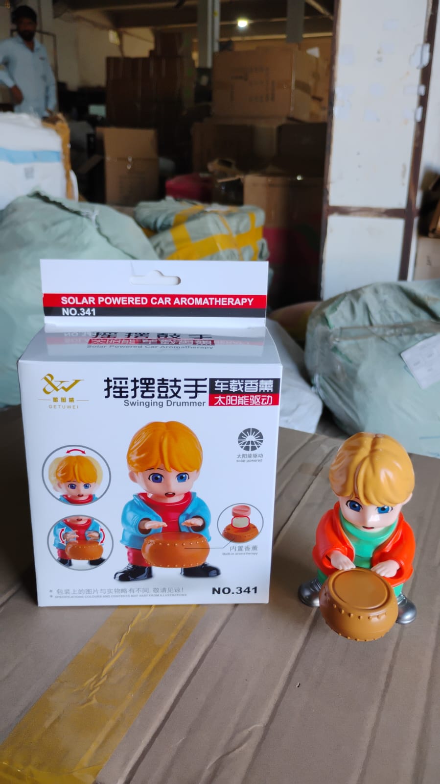 Creative Solar Drummer Car Aromatherapy, Solar Powered Car Air Freshener (1 Pc) - Springkart