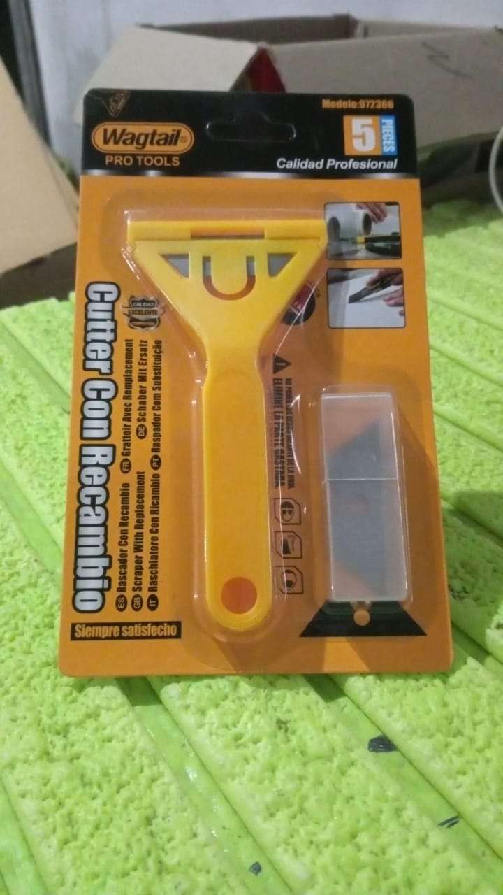 Plastic Scraper Cutter With 5 Blades - Springkart