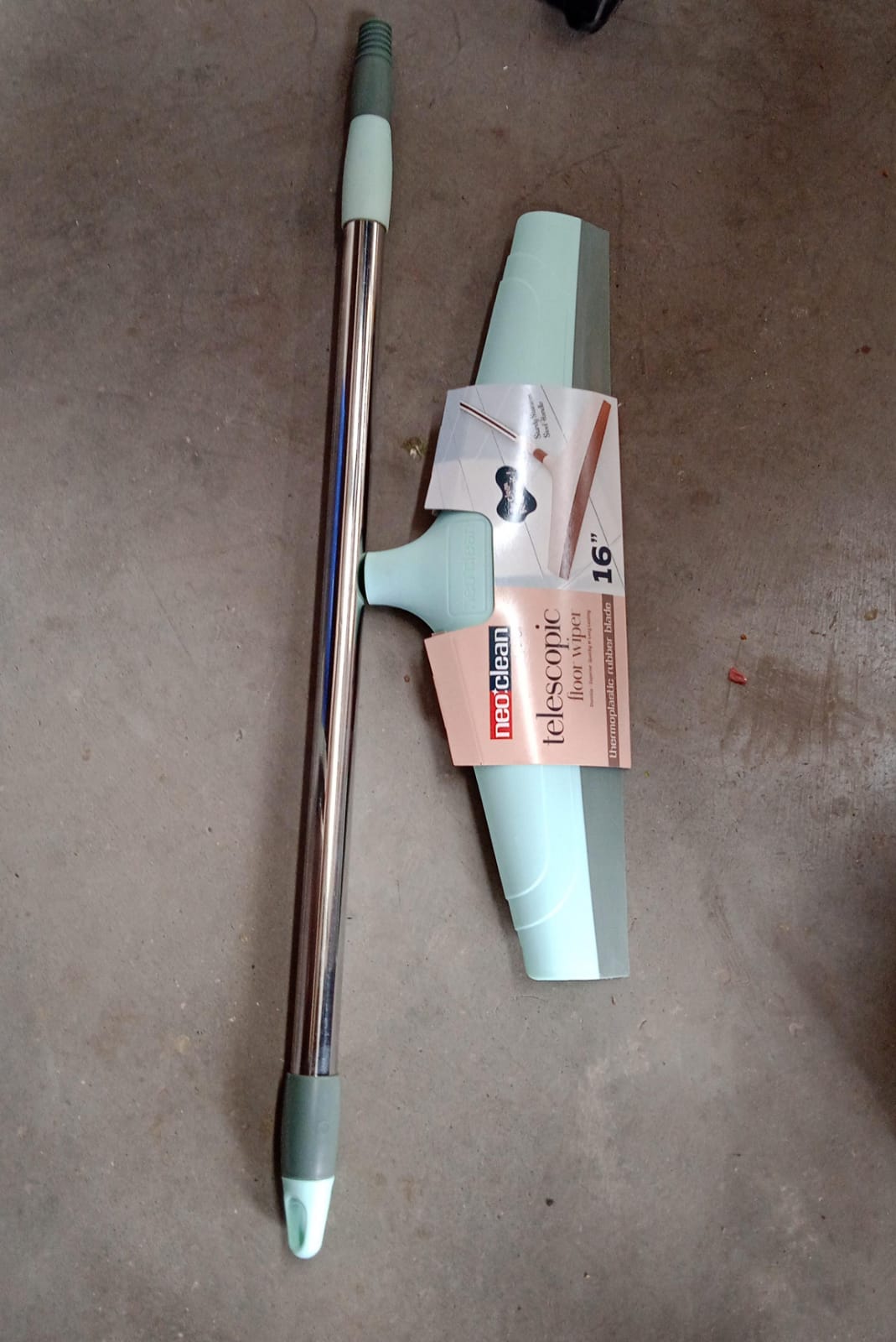 Ganesh Telescopic Floor Wiper 16 Inch (40 cm) - Springkart