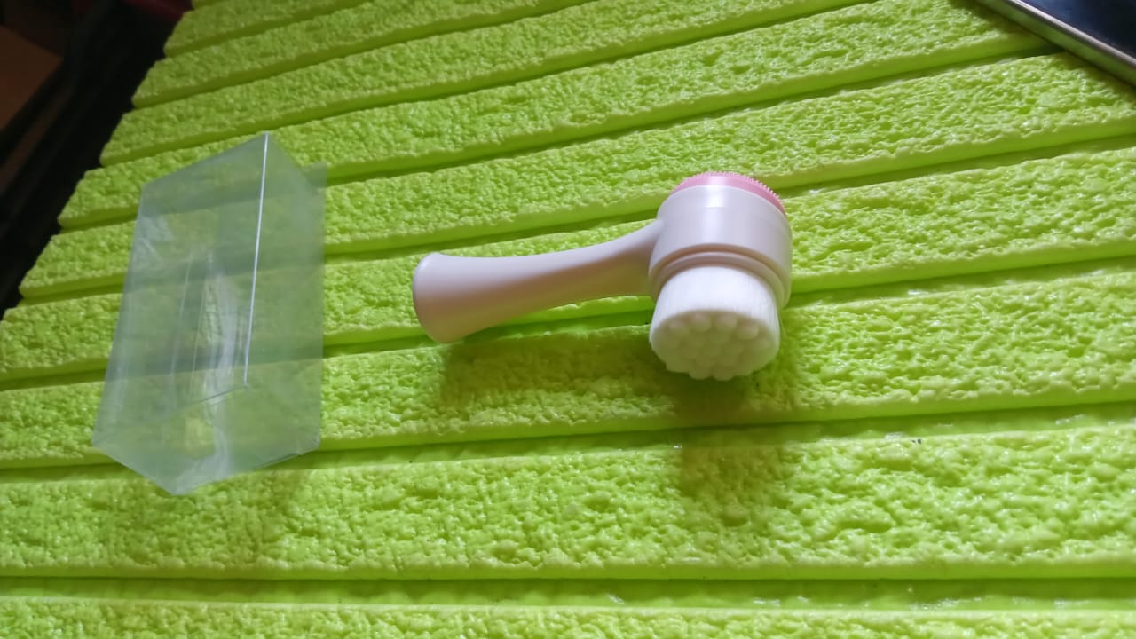 2 in 1 Facial Brush Cleansing | Manual Face Scrubber | Silicone Double-Sided Face Wash Brush for Sensitive, Delicate, Dry Skin (1 Pc) - Springkart