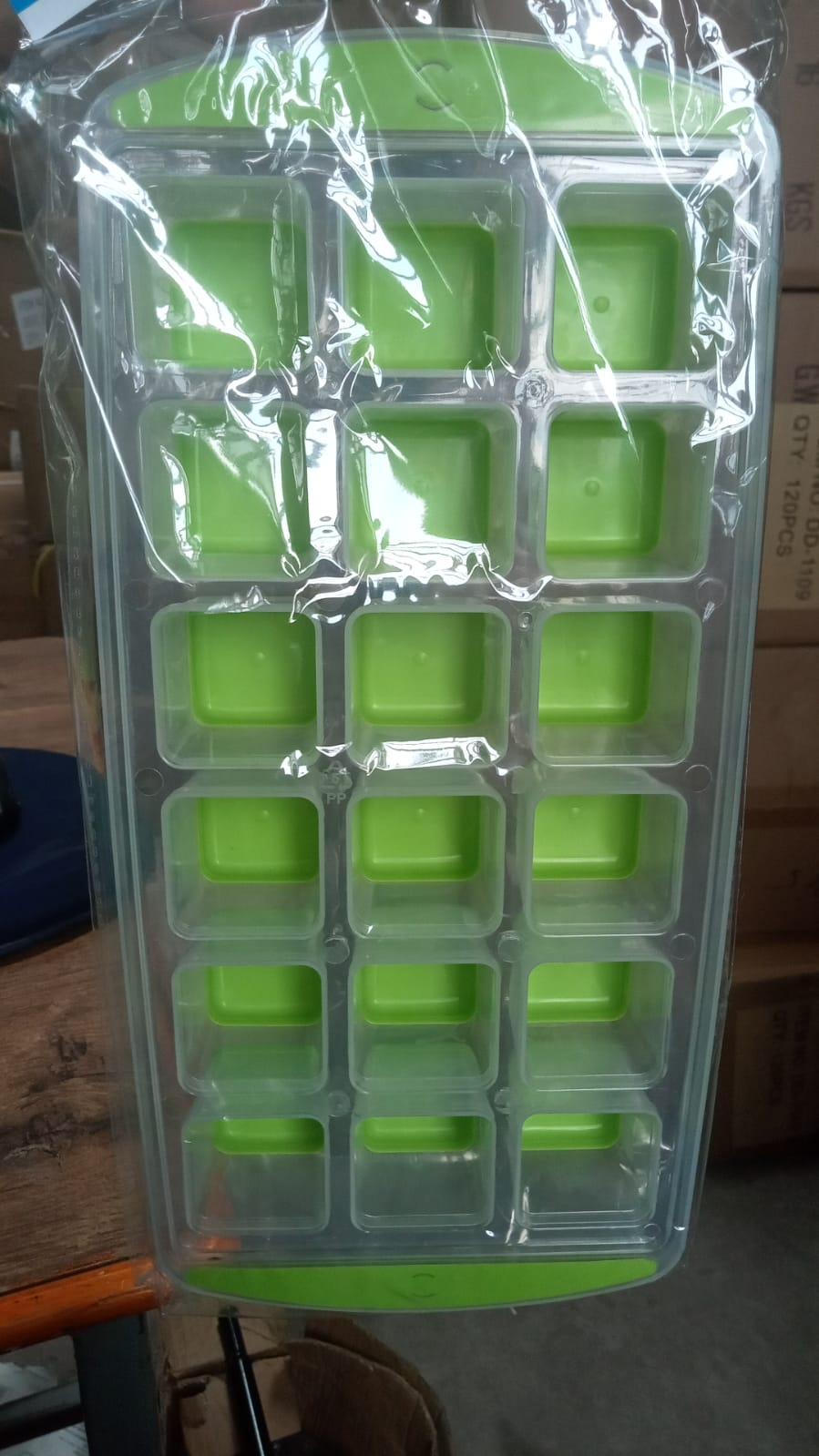 18-Cavity Pop-Up Ice Cube Tray - Flexible Silicone, Easy Release 100% BPA-Free - Springkart