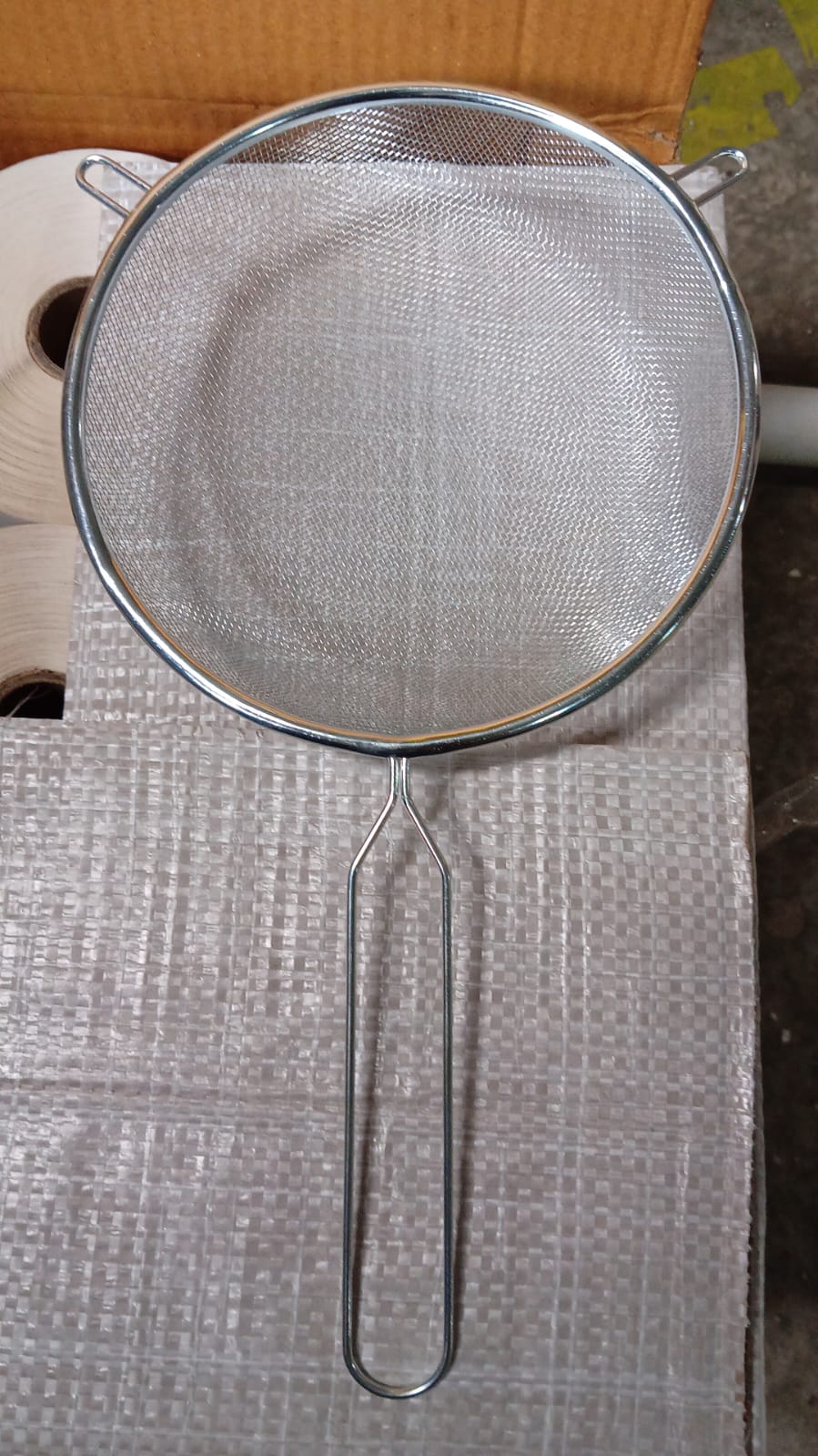 Big Mesh Strainer With Handle Stainless Steel Oil Straine, Mesh Sieve Strainer(1 Pc) - Springkart