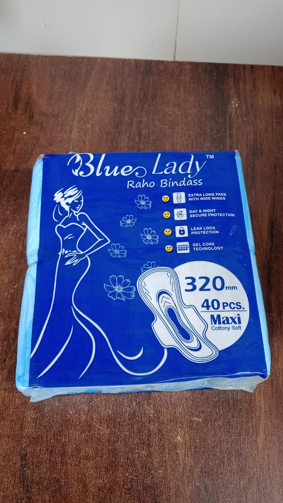 Blue Lady Extra Long Pads With Wides Wings Sanitary Pads – 320 mm, 40-Pack - Springkart