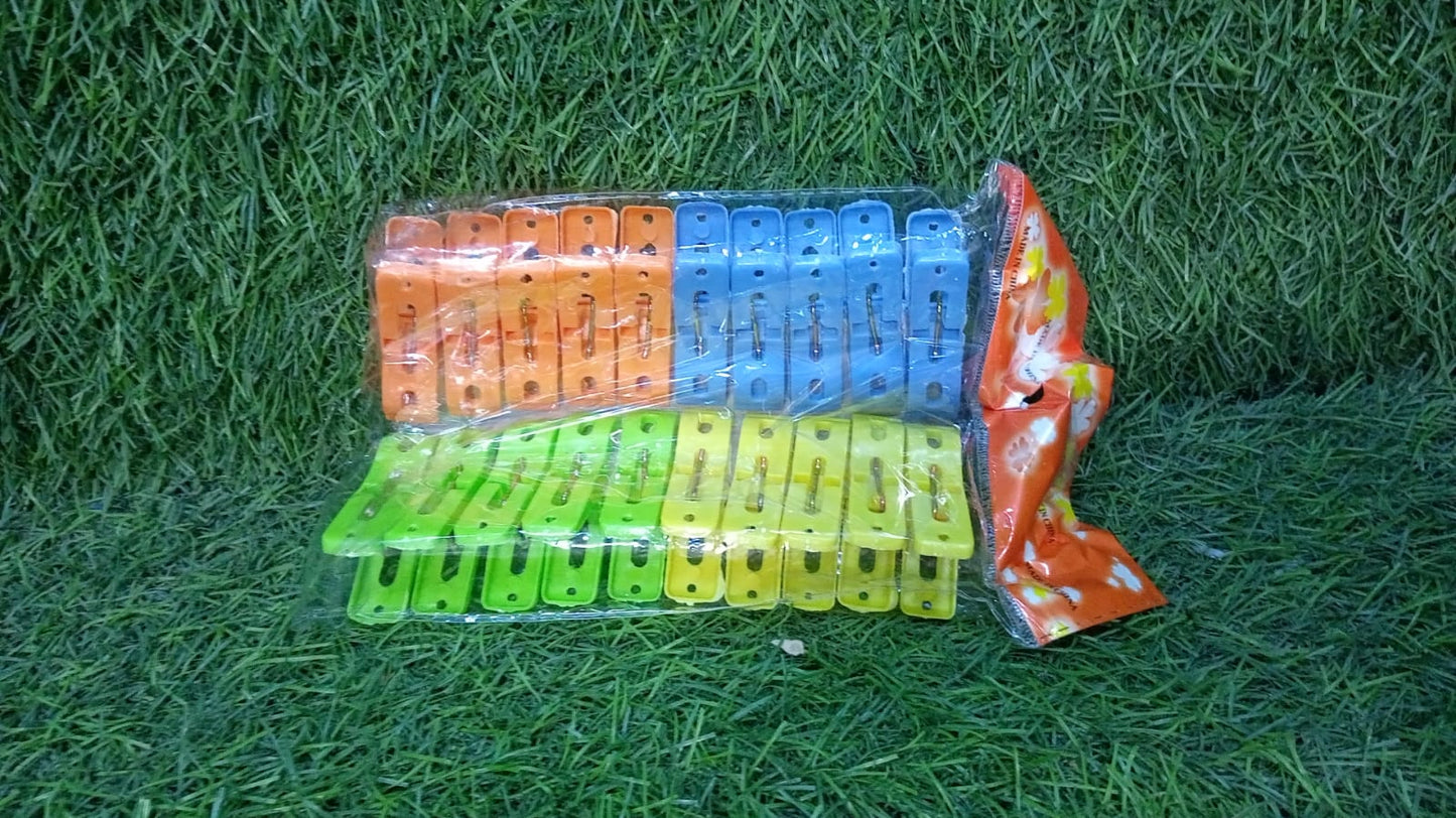 Multifunction Plastic Heavy Quality Cloth Hanging Clips, Plastic Laundry Clothes Pins Set of 20 Pieces - Springkart