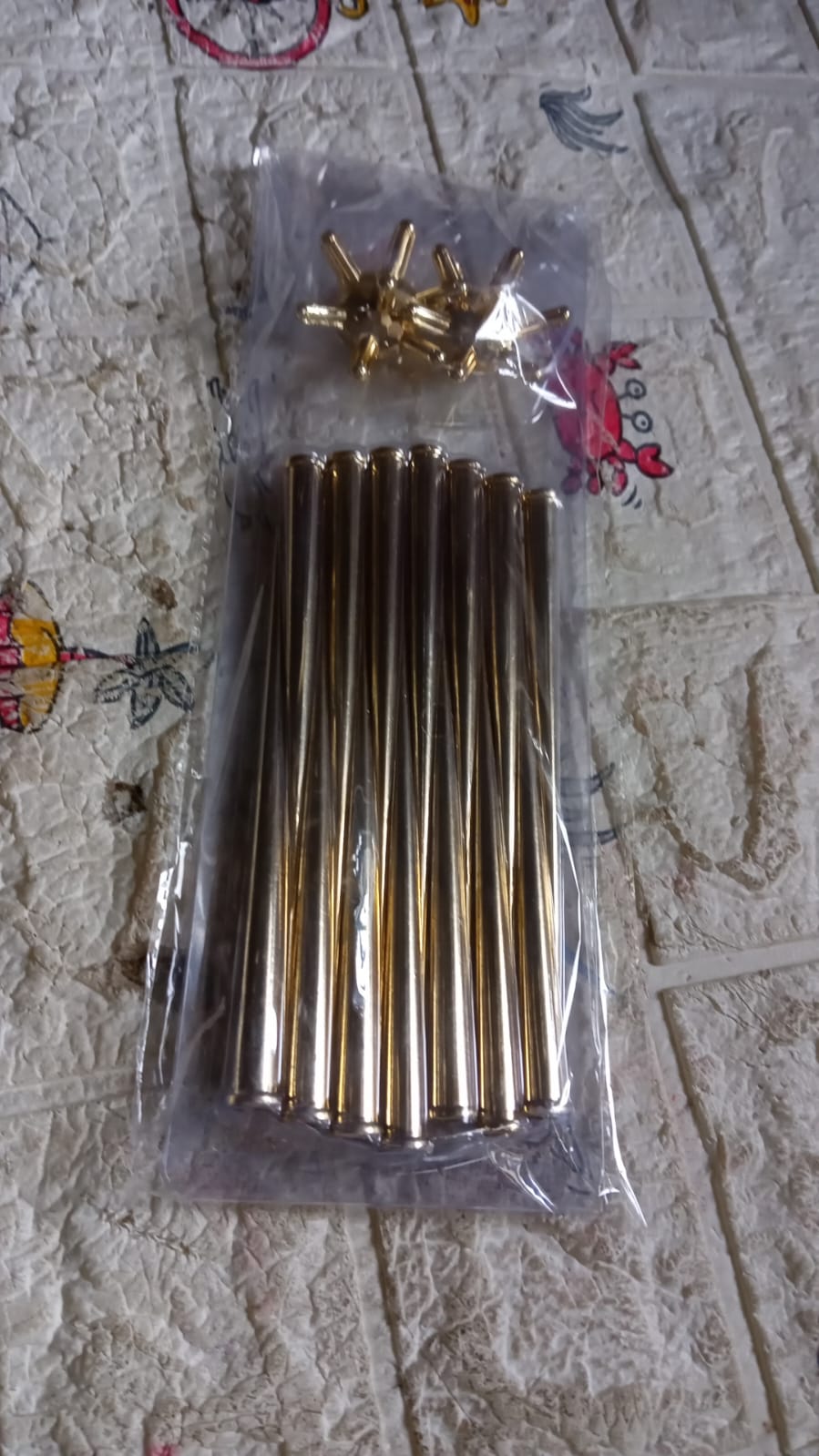 3D Gold Star Hanging Decoration Star, Acrylic Look Hanging Luminous Star for Windows, Home, Garden Festive Embellishments for Holiday Parties Weddings Birthday Home Decoration (Small) - Springkart