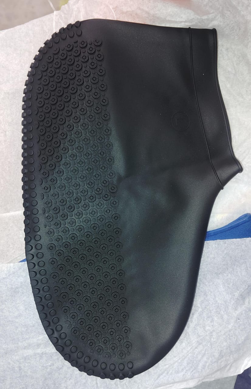 Non-Slip Silicone Rain Reusable Anti skid Waterproof Fordable Boot Shoe Cover (Large Size / 1 Pair / Mix Color) - Springkart