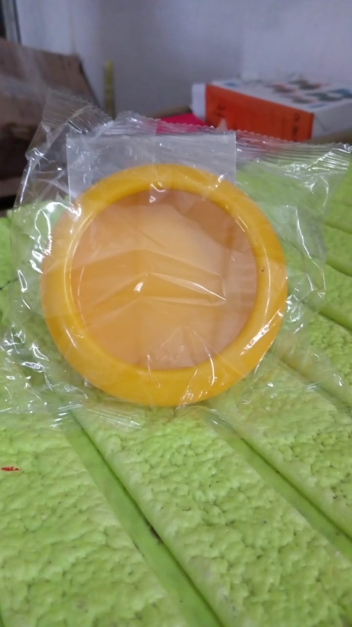 Vegetable Container Premium Fruits Saver Keeper (1 Pc / Yellow) - Springkart