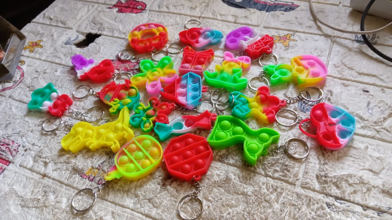 Compact Silicone Pop it Keychain Toy - Birthday Return Gift of Kids - Portable Bubble Popping Fun Stress Relief Fidget Toy (mix design | 1 Pc) - Springkart