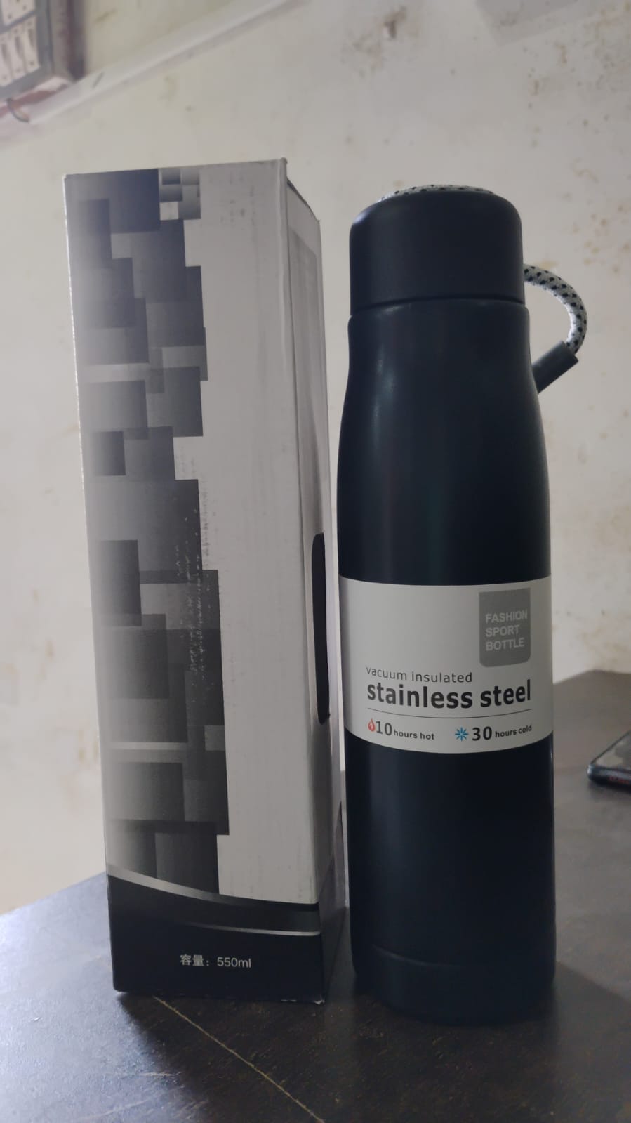 Double Wall Vacuum Insulated Water Bottle (550 ML) - Springkart