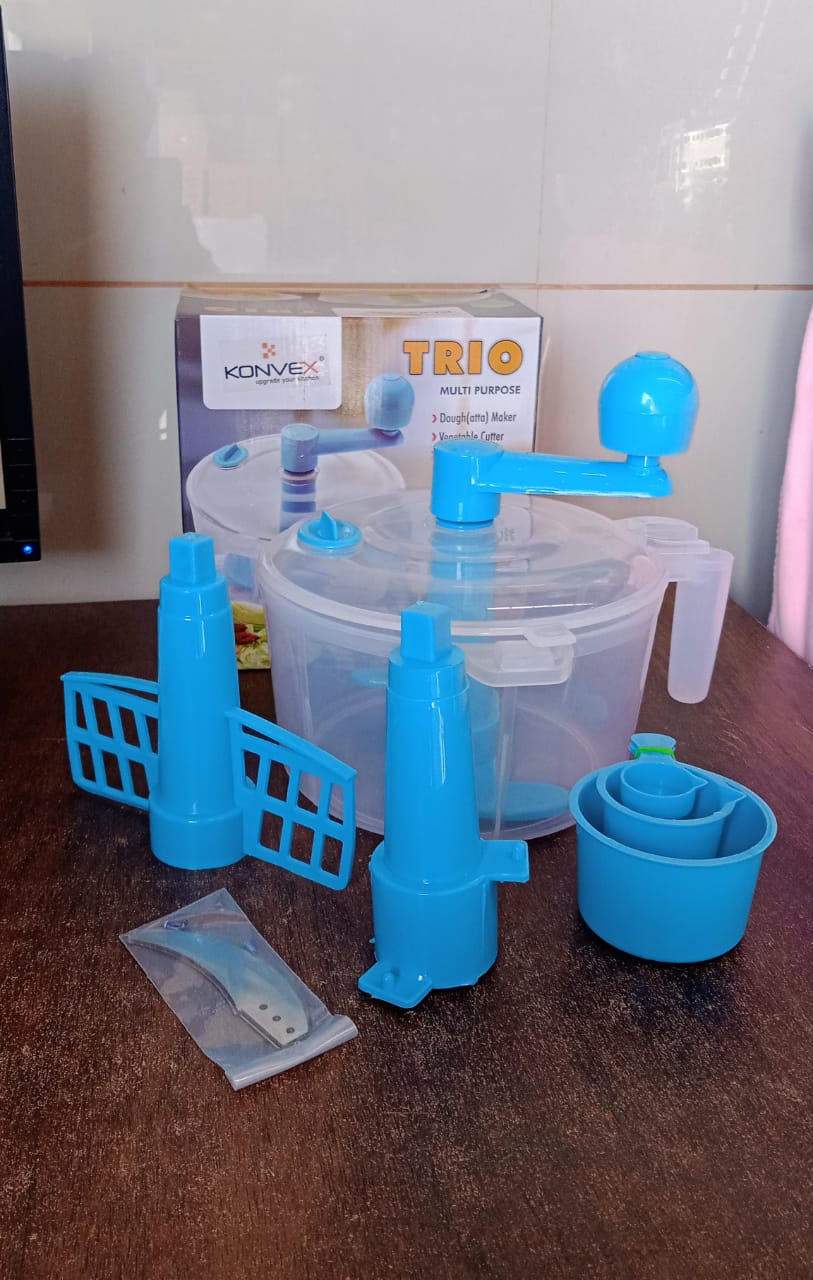 Dough Maker Machine With Measuring Cups (Aata Maker / 1 Set) - Springkart