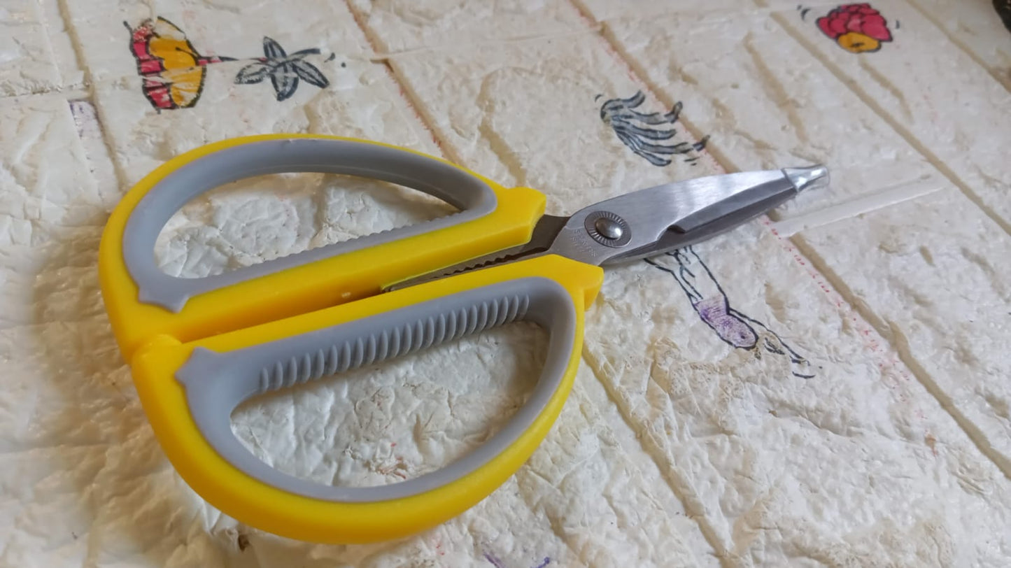 Large Multipurpose Scissors: Comfort Grip & Precision Cuts (1 Pc) - Springkart