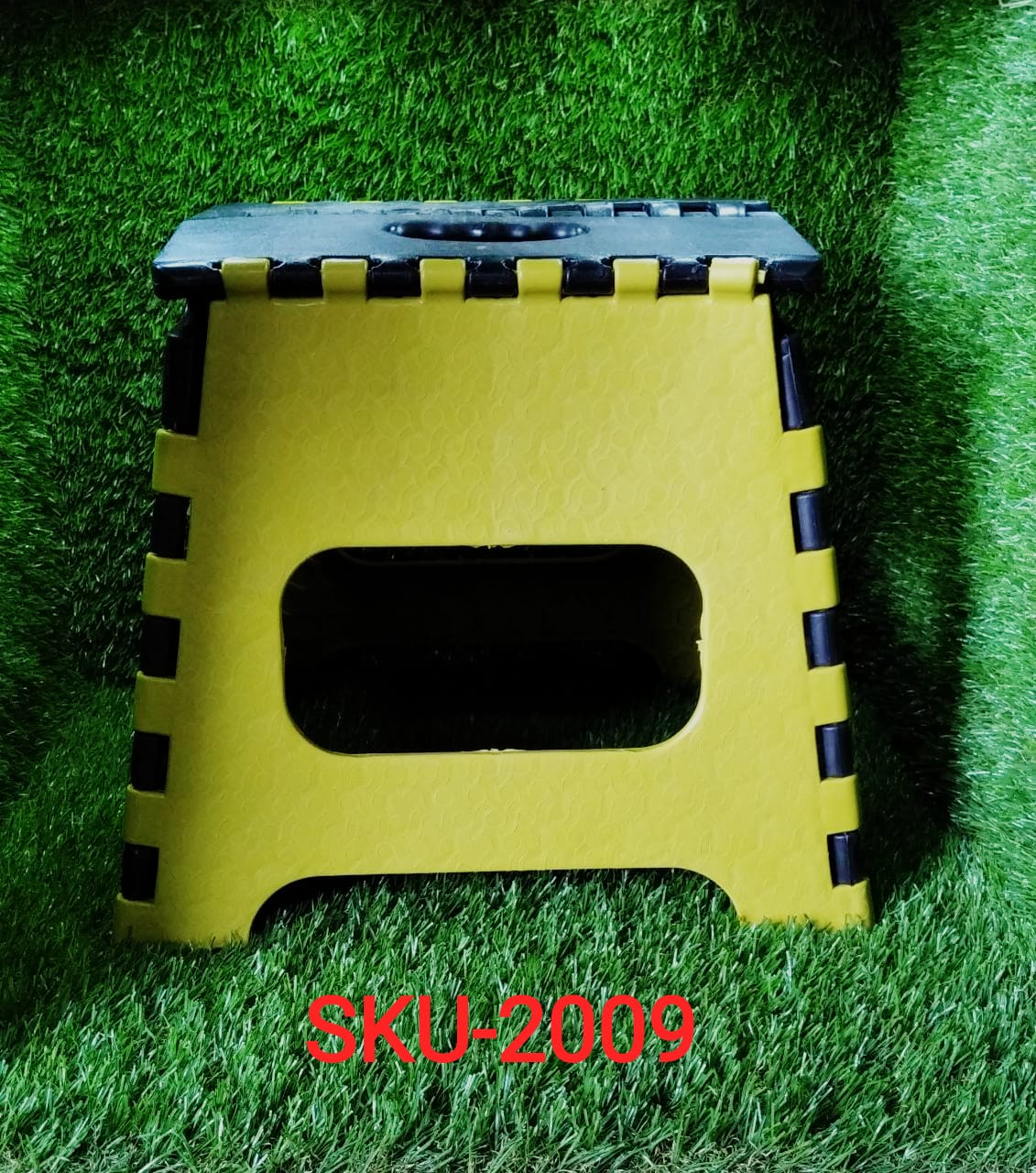 2009_12 Inch Plastic Folding Step Stool for Kids and Adults with Handle (Multicolor) - Springkart