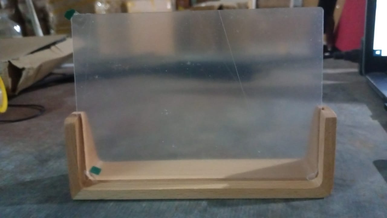 Wooden Picture Stand, Photo Frame Stand (1 Pc) - Springkart