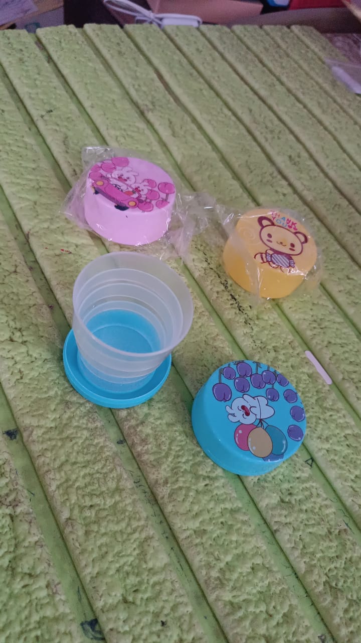 Portable Travelling Cup/Tumbler With Lid Folding / Pocket Glass for Travelling, Water Cup for Kids Walker, Folding Camping Cup with Lids Expandable Drinking Cup Folding Cup for Kids, Travel - (Pack of 1) - Springkart