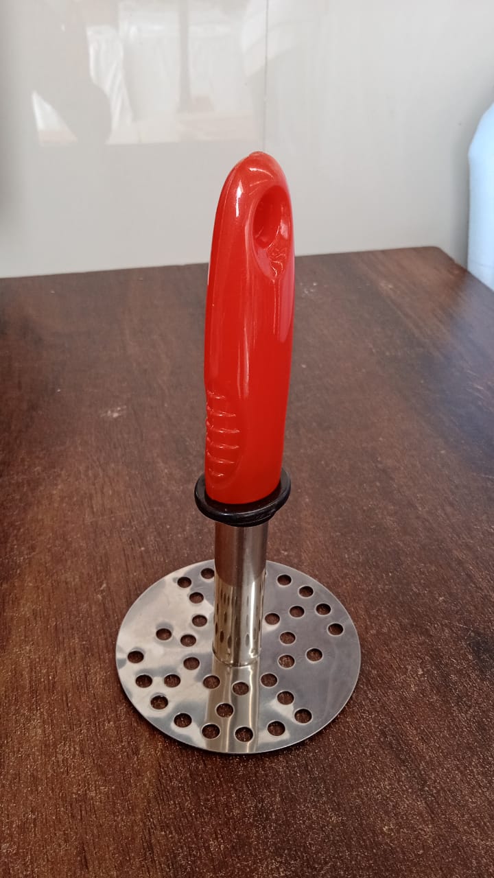 High Grade Stainless Steel Potato Masher Paubhaji / Pav Bhaji Masher with Plastic handle (1 Pc) - Springkart