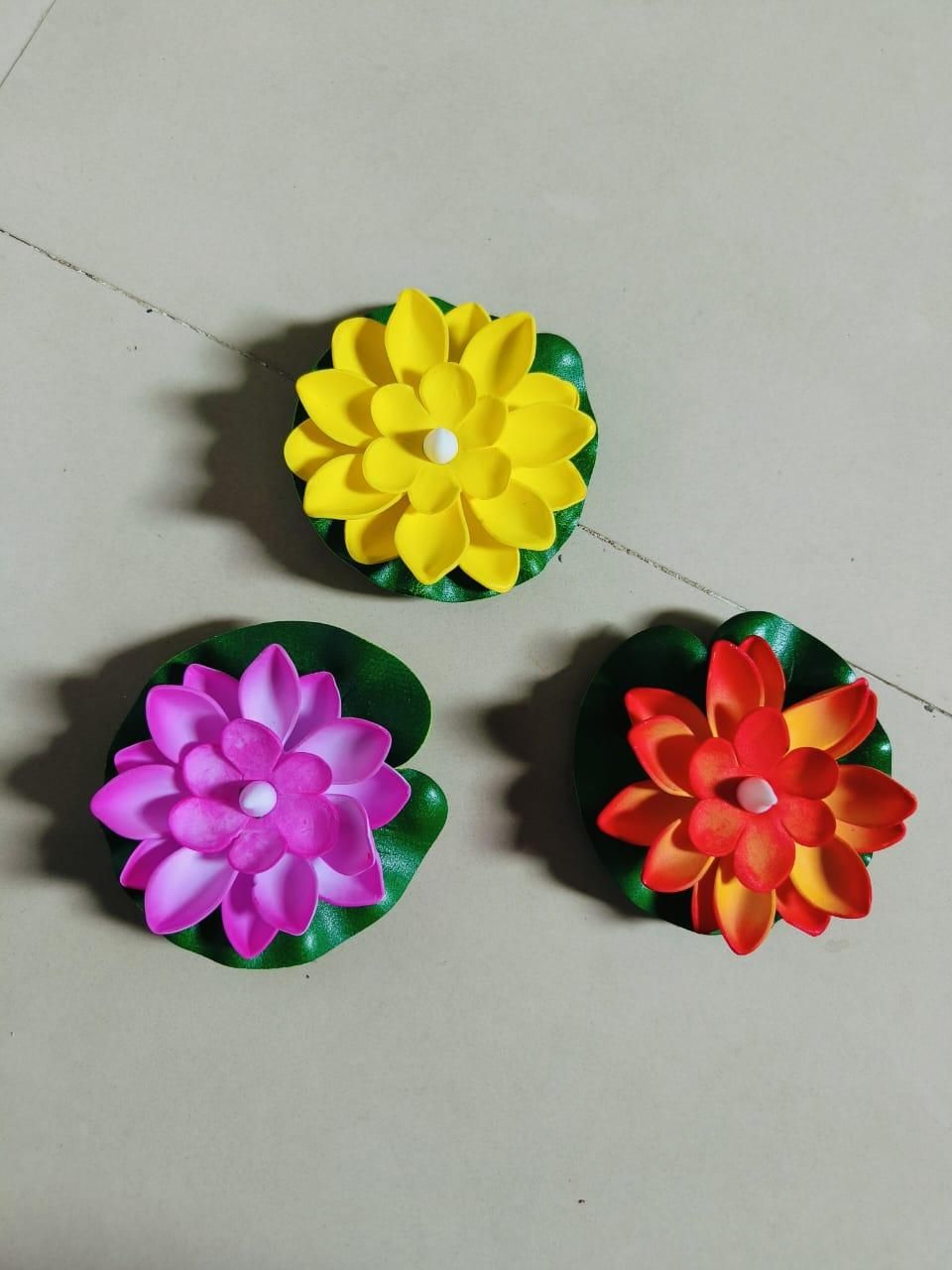 Sensor Water Floating Smokeless Candles & Lotus Flowers (Pack of 3) - Springkart