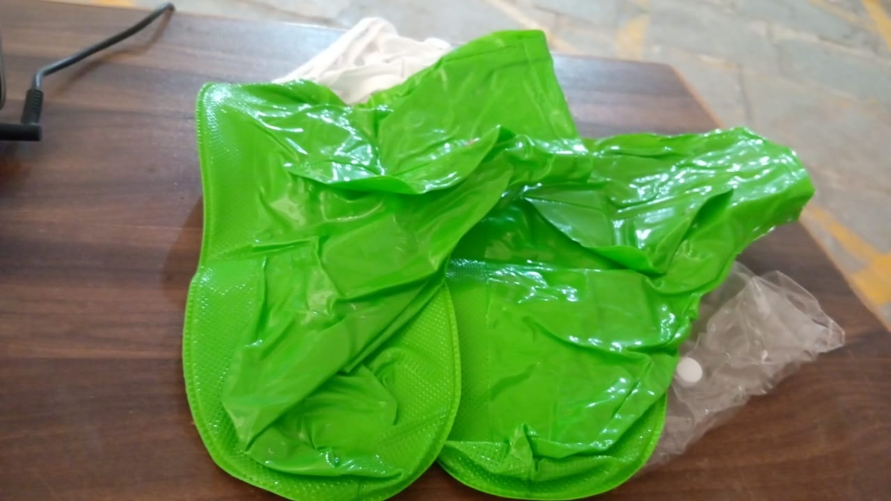 Plastic Shoes Cover Reusable Anti-Slip Boots Zippered Overshoes Covers & Shoe laces Waterproof Snow Rain Boots for Kids / Adult Shoes, for Rainy Season (1 Pair) - Springkart