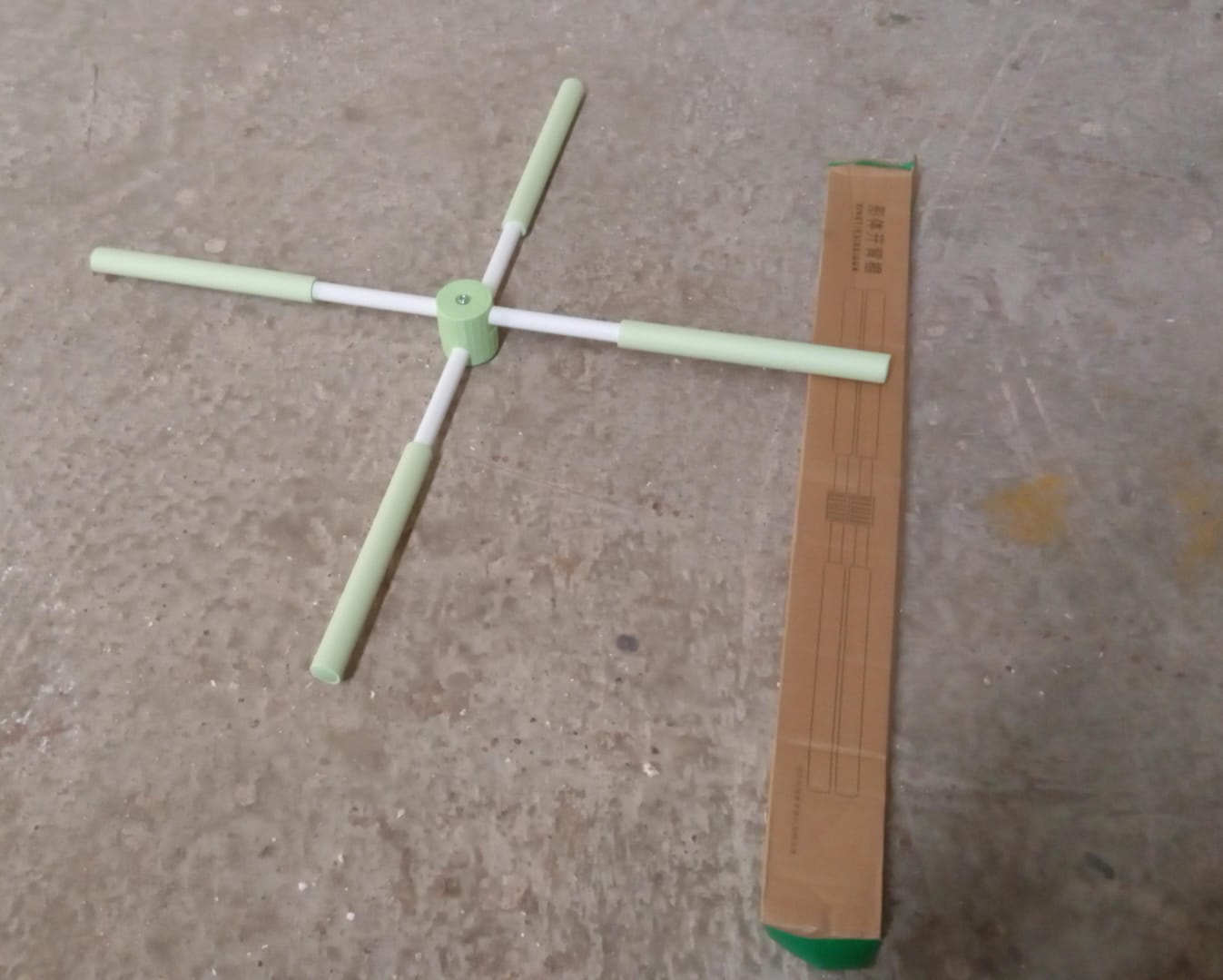 Posture Stretching Stick, Yoga Sticks Humpback Correction Open Shoulder Adjustable for Posture, Pain Relief Rotating Yoga Stick Retractable Dance Studio (1 Pc) - Springkart