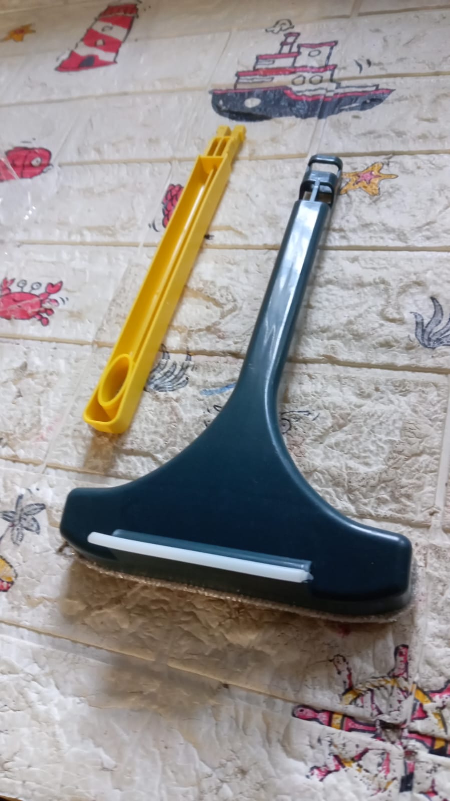 Brush 2 in 1 Mesh Cleaning Brush & Wiper with Extended Handle Window Cleaning Brush Net Cleaner,Magic Window Cleaner Brush, Window Mesh Cleaner (1 Pc) - Springkart