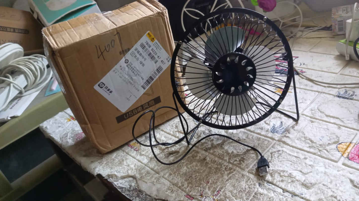 USB Table Desk Personal Metal Electronic Fan, Compatible with Computers, Laptops, Student Dormitory, Suitable For Office, School Use (1 Pc) - Springkart