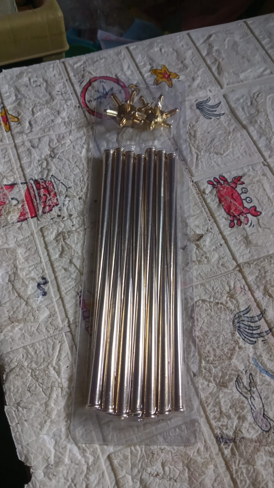 3D Gold Star Hanging Decoration Star, Acrylic Look Hanging Luminous Star for Windows, Home, Garden Festive Embellishments for Holiday Parties Weddings Birthday Home Decoration (Medium) - Springkart