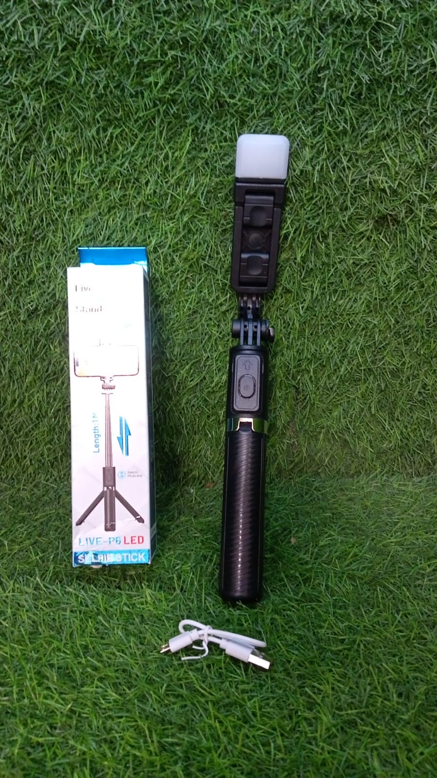 Bluetooth Selfie Stick, Portable Phone Tripod Stand for Mobile. - Springkart