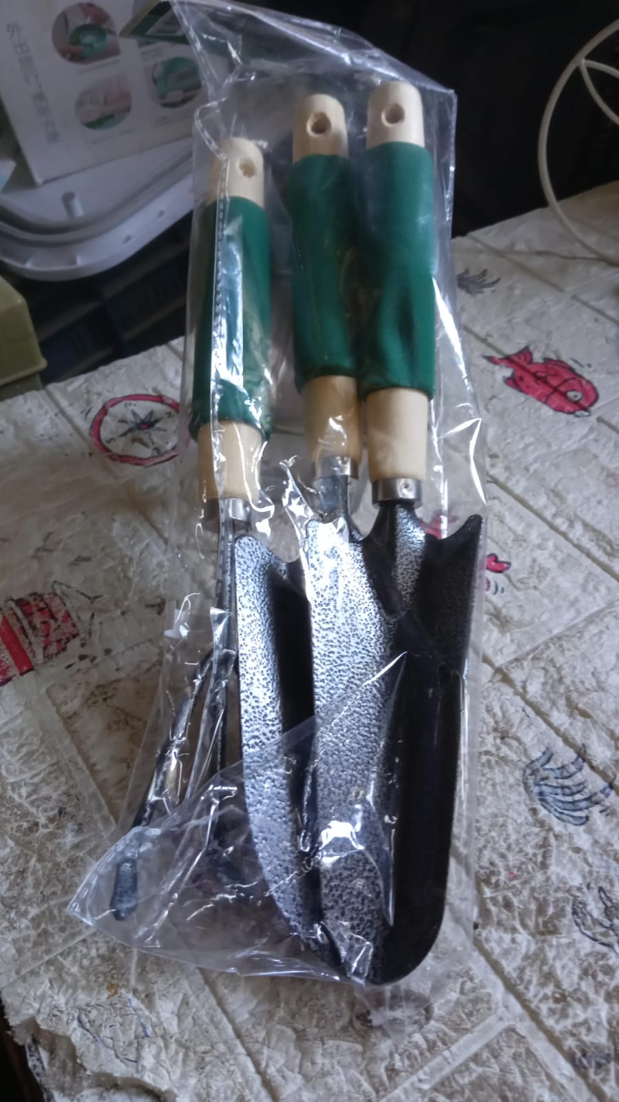 Gardening Tools - Hand Cultivator, Trowel, Heavy Duty with Ergonomic Wooden Handle for Transplanting and Digging (3 Pcs Set) - Springkart