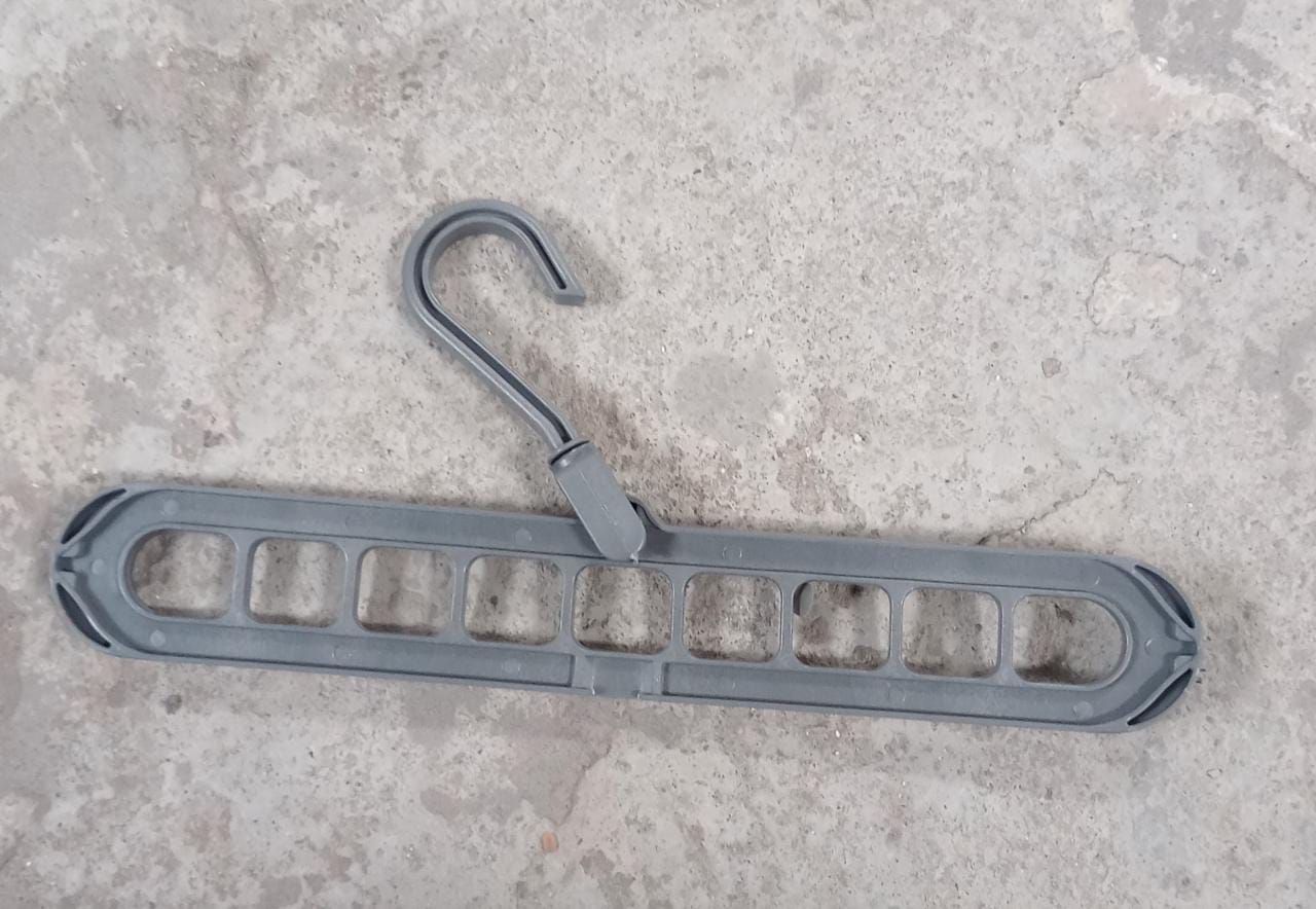 9 Hole Plastic Hanger Hanging hook Indoor Wardrobe Clothes Organization Storage Balcony Windowsill Suit Racks - Springkart