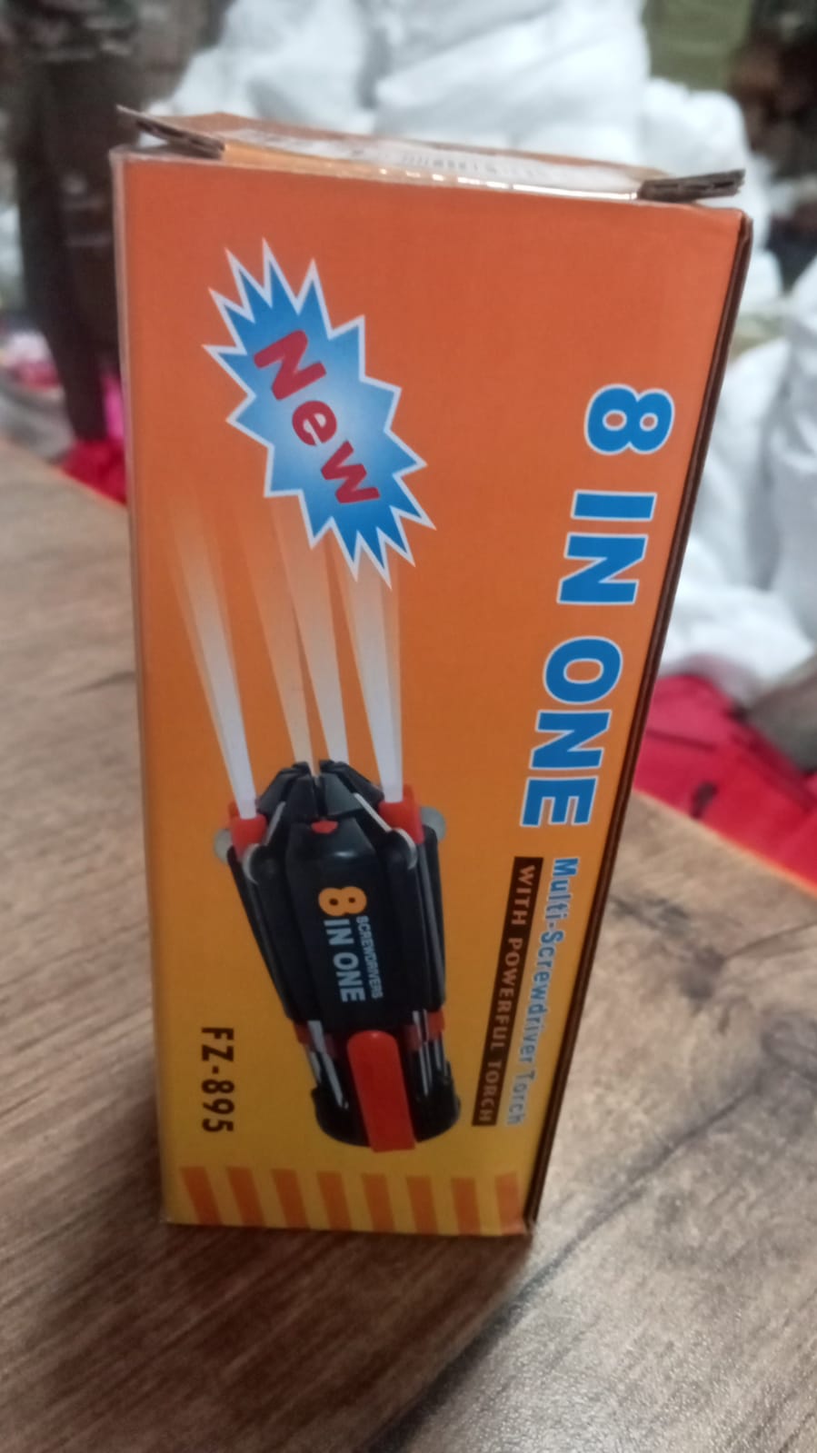 8 in 1 Multi-Function Screwdriver Kit with LED Portable Torch - Springkart