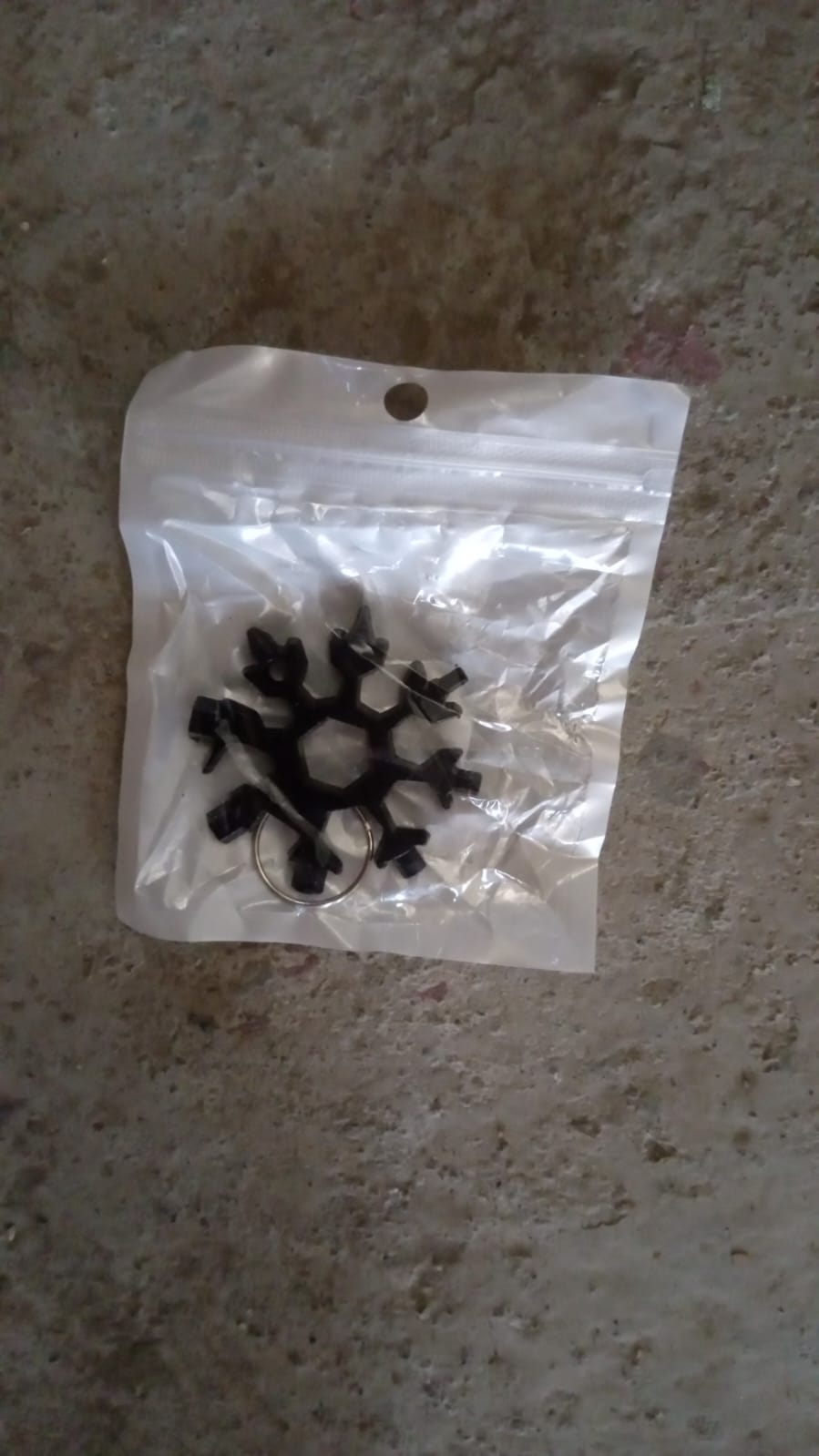 Durable & Portable 18 in 1 Snowflake Multi-Tool, Snowflake Bottle Opener Flat Phillips Screwdriver Kit Wrench - Springkart