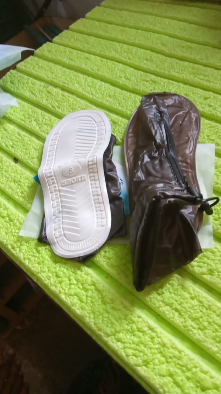 Plastic Shoes Cover Reusable Anti-Slip Boots Zippered Overshoes Covers Transparent Waterproof Snow Rain Boots for Kids / Adult Shoes, for Rainy Season (1 Pair / Small Size) - Springkart