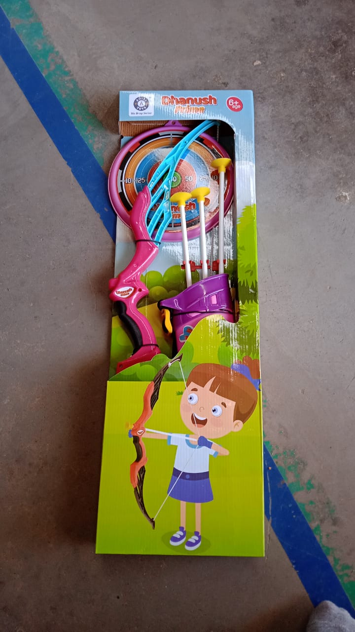 Arrow Big & Archery Toy (1 Dhanush, 3 Arrow, 1 Target, 1 Arrow Holder / 1 Set) - Springkart
