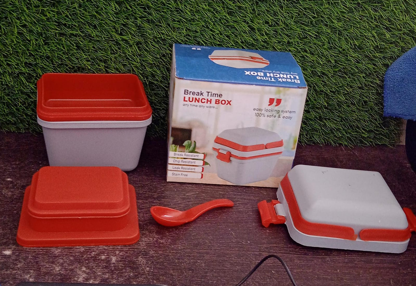 Airtight Lunch Box with Handle & Push Lock - Springkart