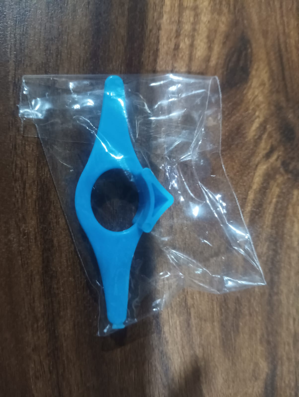 Multi-Function Plastic Thumb Book Support Book Page Holder (1 Pc) - Springkart