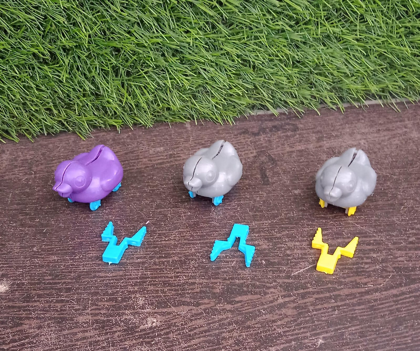 Small push back duck toy, Ejectable spring tail duck, Small DIY duck Toy - Springkart