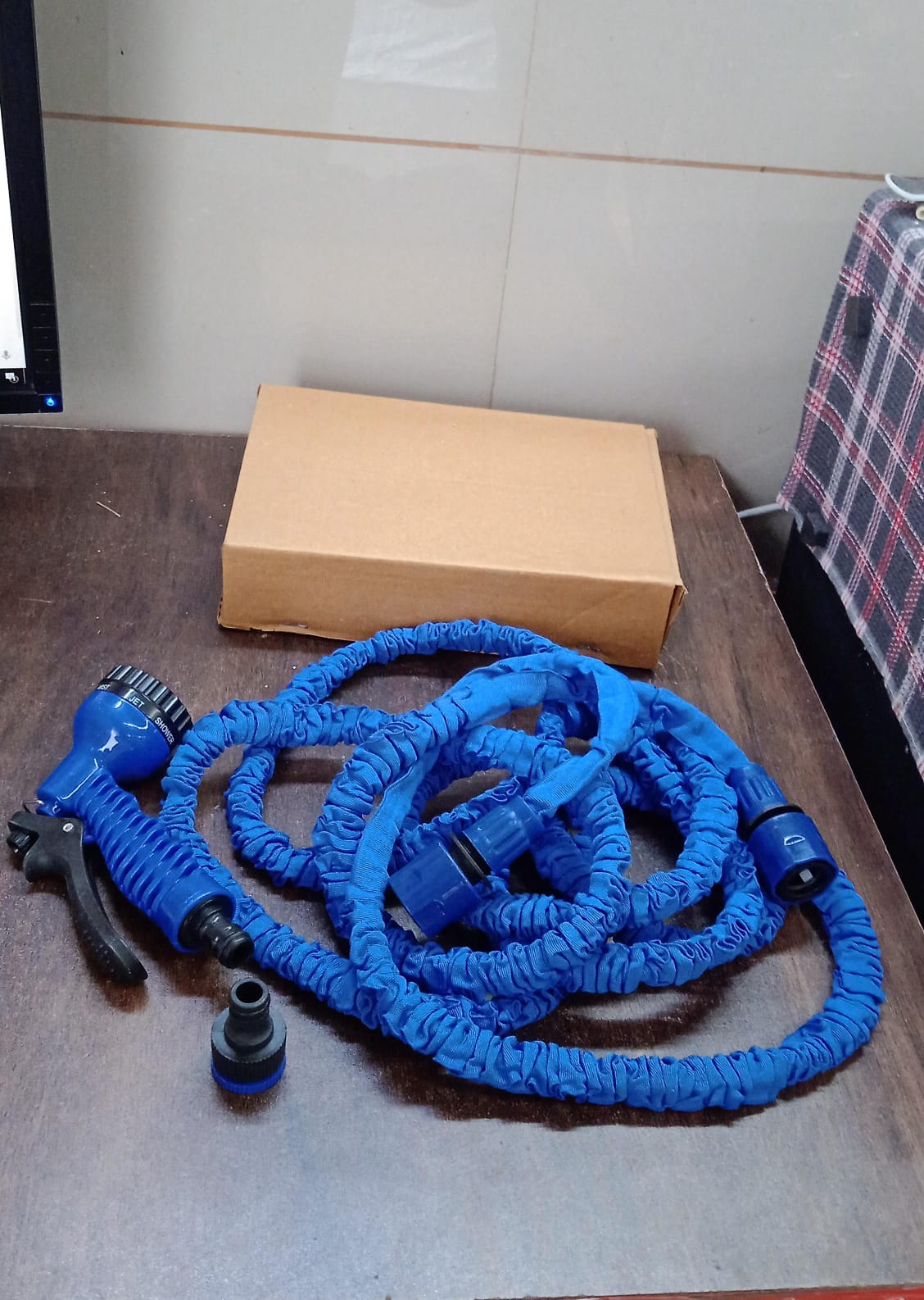 Expandable Magic Garden Hose with Spray Gun, 4 Metre Pipe 7 Spray Modes Nozzle (1 Set) - Springkart