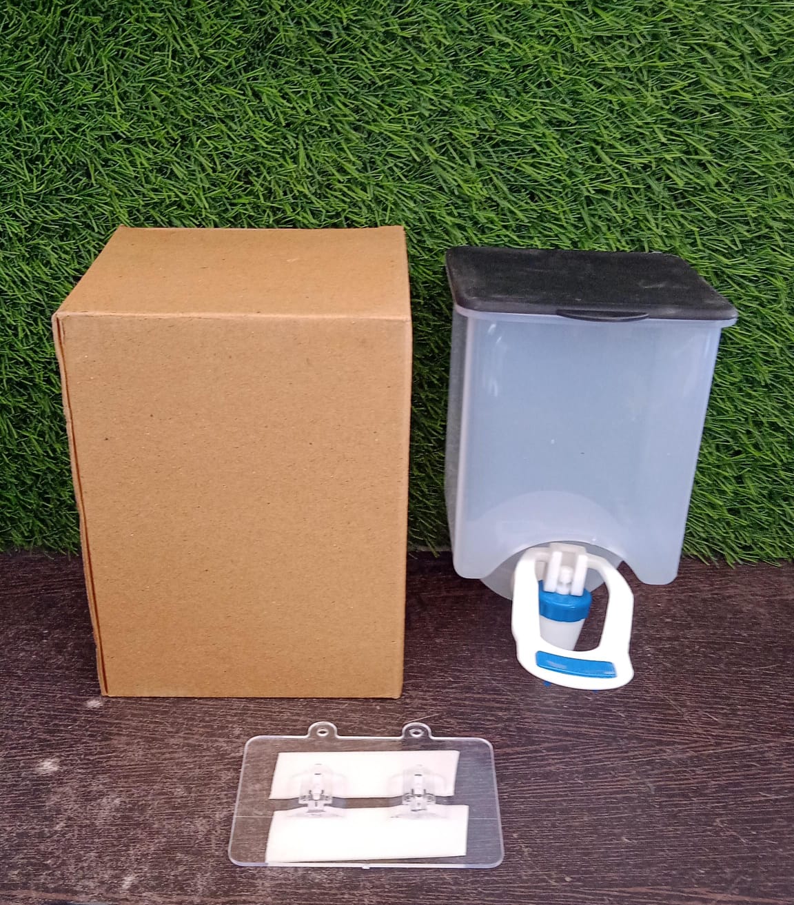 Wall Mounted Oil Dispenser Bottle (1100ml Approx) - Springkart