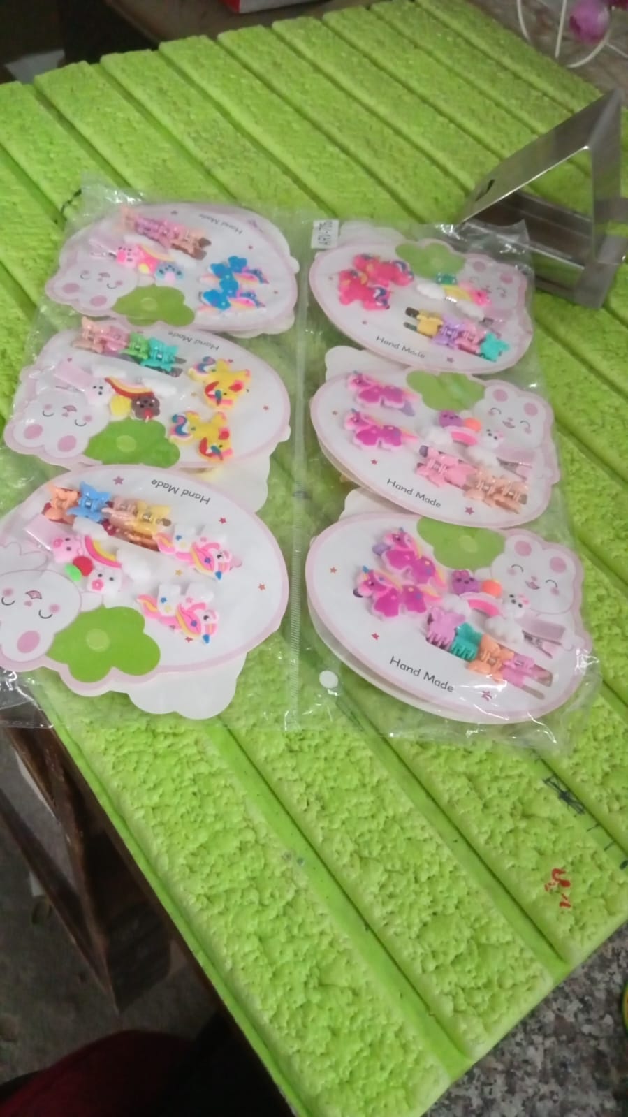 Cute Cartoon Plush Hairpin Set (7 Pcs Set / Mix Colour) - Springkart