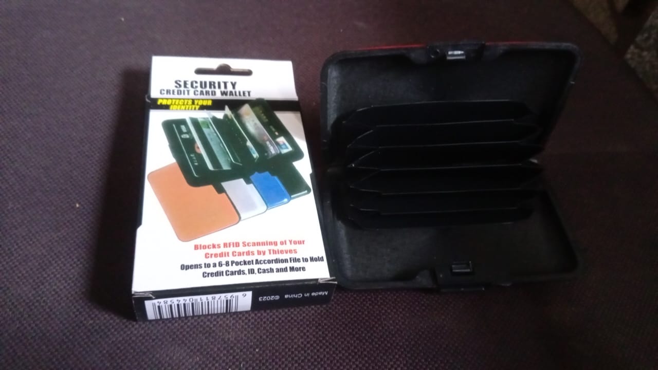 Plastic cardholder Waterproof Card Case (1 Pc) - Springkart